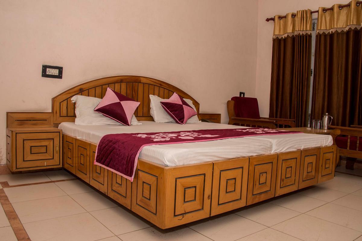 Hotel Royal Dreams Chamba Exterior foto